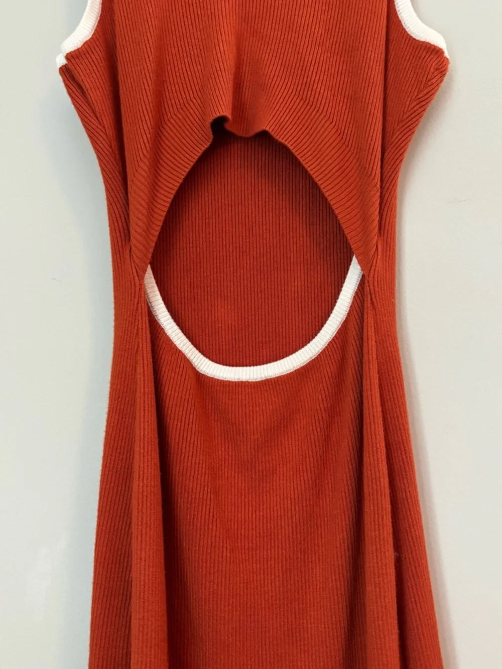 L Stardust Orange Ribbed Bodycon Midi Dress - Lt Color Block, Key Hole on Back - Picture 5 of 7